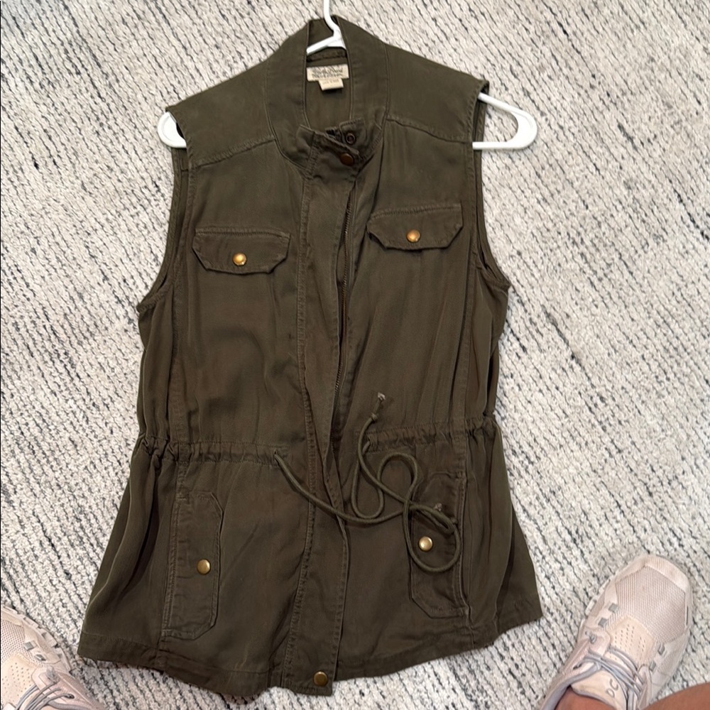Olive Green Sleeveless Utility Vest. Lucky Brand